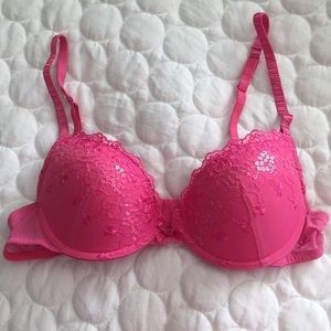 Aerie pink push-up bra